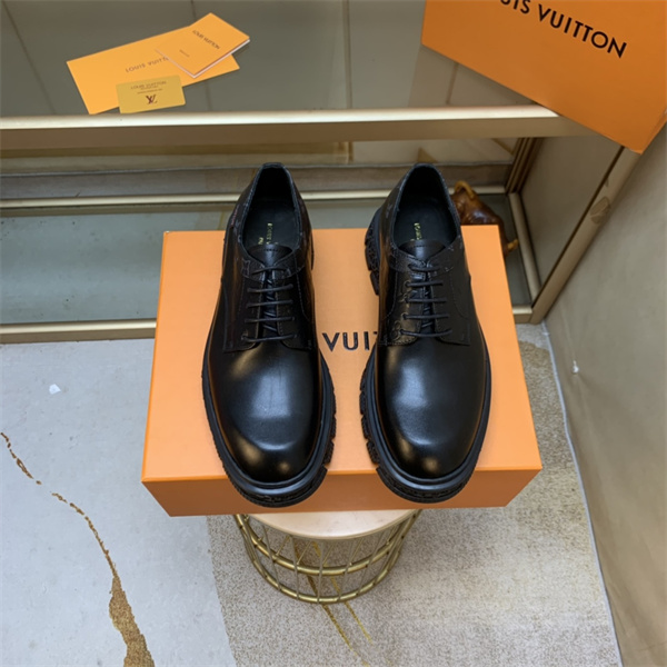 Lv Loafer 005