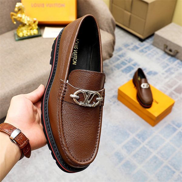 Lv Loafer 025