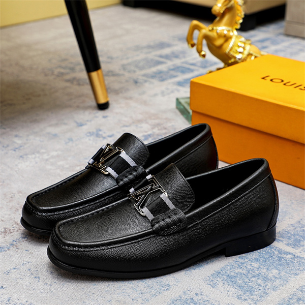 Lv Loafer 026