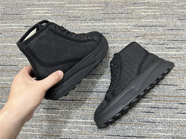 G*u*i high top sneaker 21