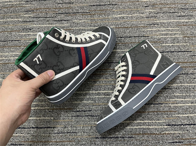 G*u*i high top sneaker 25