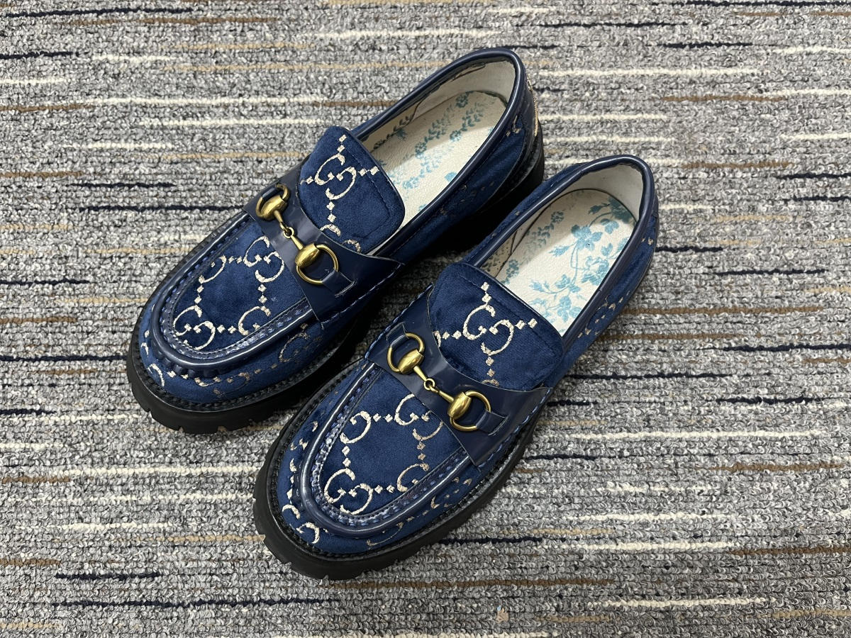 G*u*i loafer women 4