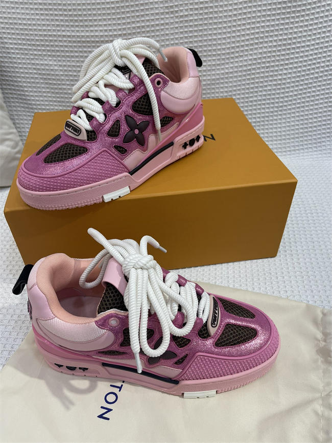 Lv Trainer Sneaker 54