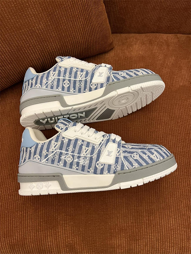 Lv Trainer Sneaker 79