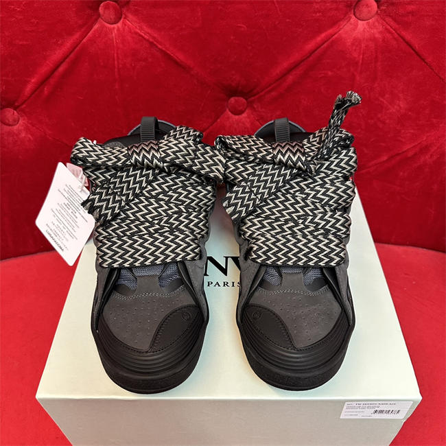 Lanvon Curb Sneaker 66