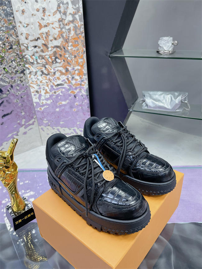 LV Trainer Maxi Sneaker