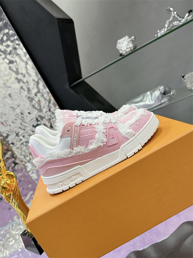 LV Trainer Sneaker