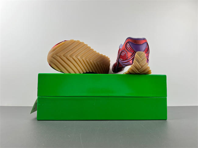 bo*te*ga Ve*ne*ta orbit surf  741357 v2x40 5851