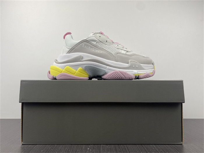 BLCG Triple S White Yellow  524039 W2FW4 7541