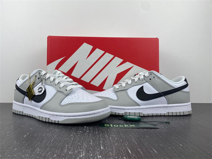 Nike Dunk Low SE DR9654-001