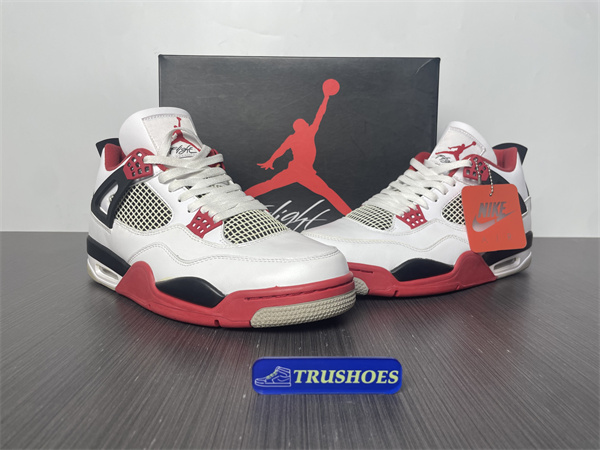 Jordan 4 Retro Fire Red DC7770-160