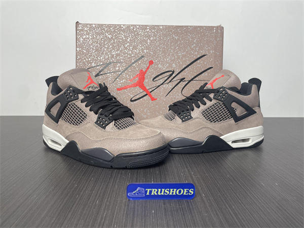Jordan 4 Retro Taupe Haze DB0732-200