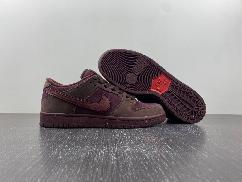 Nike Dunk SB 2024 FN0619-600