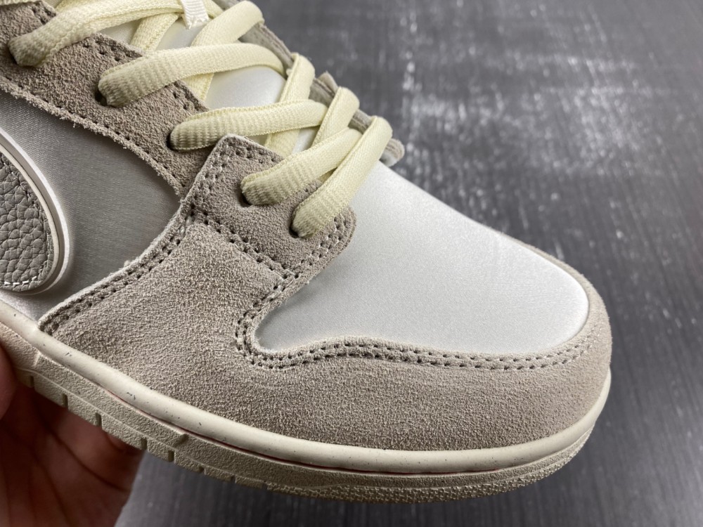 Nike SB Dunk Low Premium “Valentine’s Day  FZ5654-100