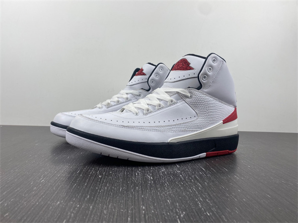 Air Jordan 2 OG “Chicago”