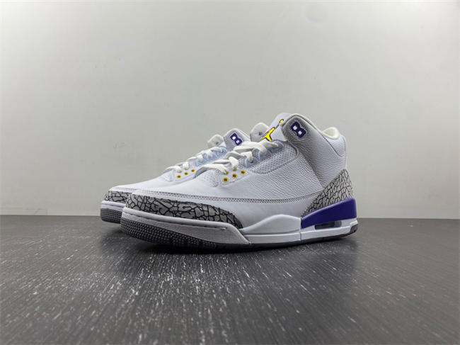 869802-907  Jordan 3/8 Retro ''Kobe Pack''