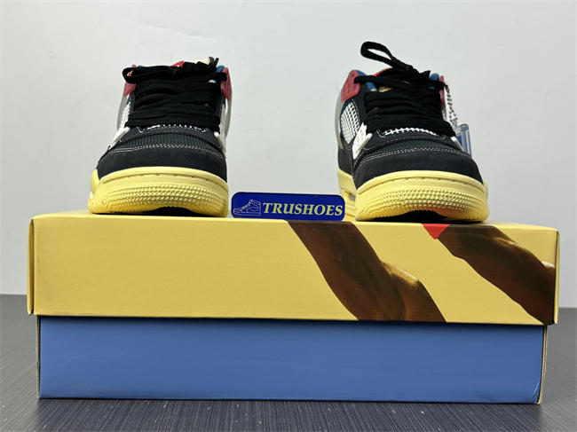 Jordan 4 Retro Union Off Noir DC9533-001