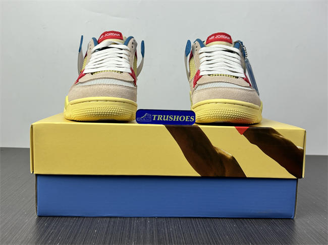 Jordan 4 Retro Union Guava Ice DC9533-800