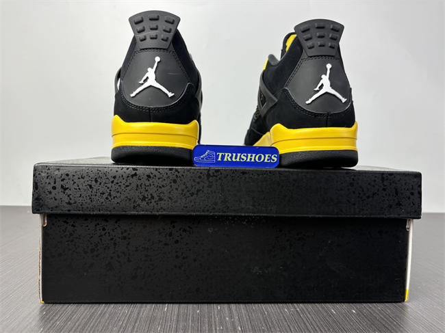 Jordan 4 Retro Thunder  308497-017