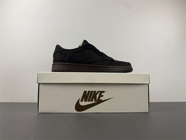 Travis Sco tt x Air Jordan 1 Low OG DM7866-202