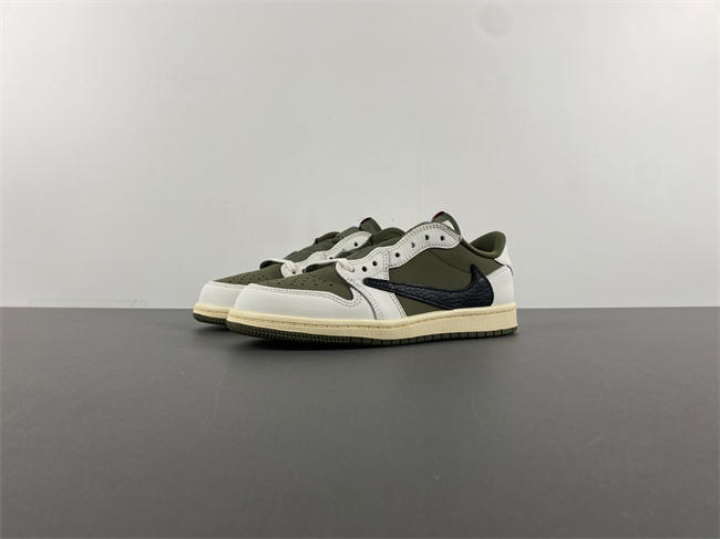 Jordan 1 Travis Scott DO5442-200 KID