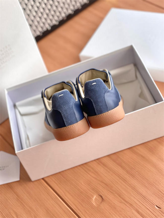 ma*s*n Ma*i*la sneaker