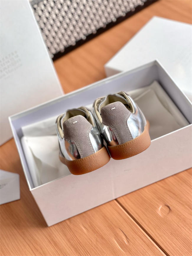 ma*s*n Ma*i*la sneaker