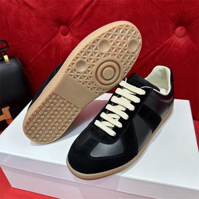 ma*s*n Ma*i*la sneaker