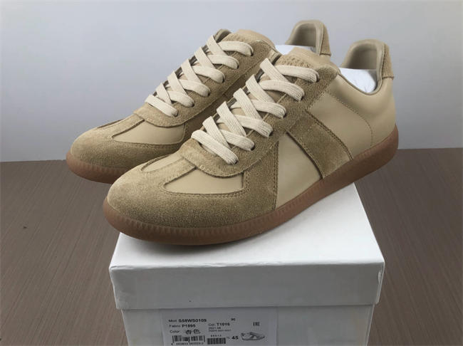 ma*s*n Ma*i*la sneaker