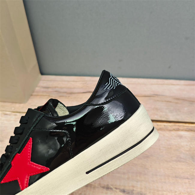 Golden Goose Sneaker