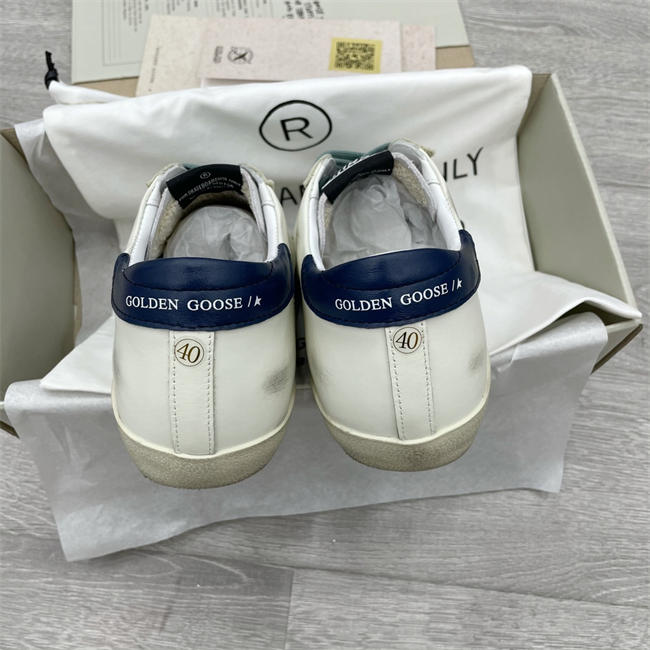 Golden Goose Sneaker