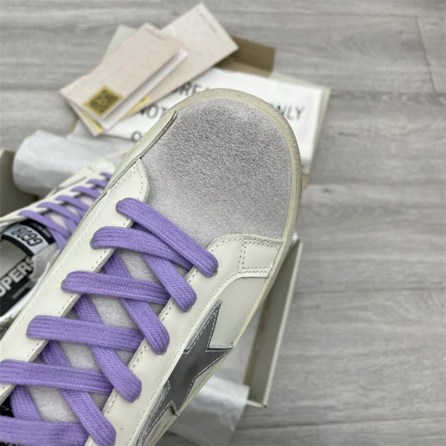 Golden Goose Sneaker