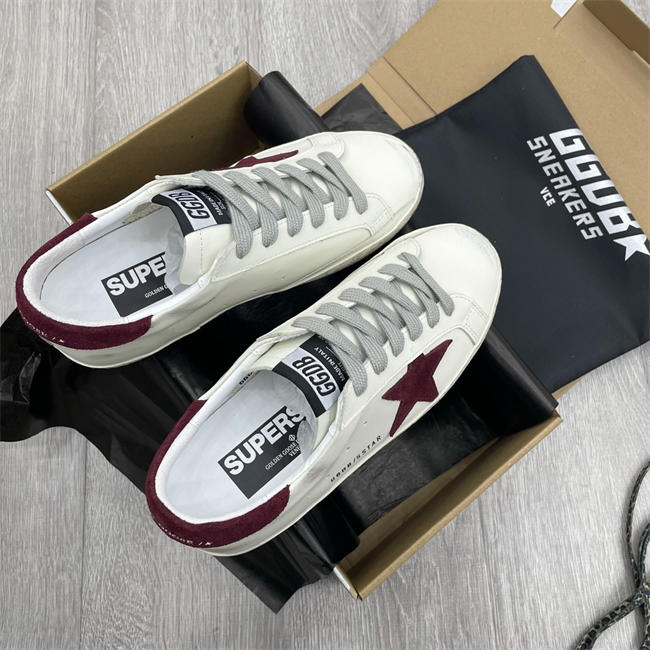 Golden Goose Sneaker