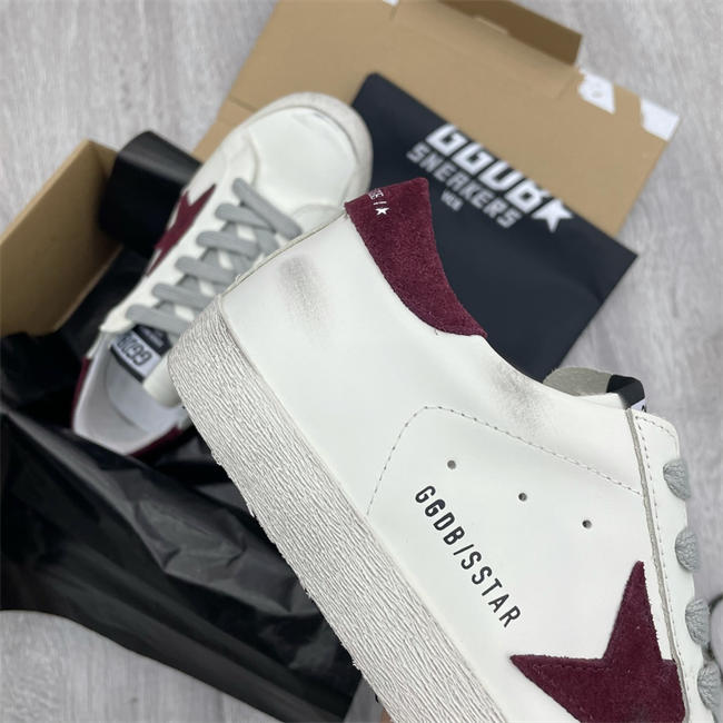 Golden Goose Sneaker