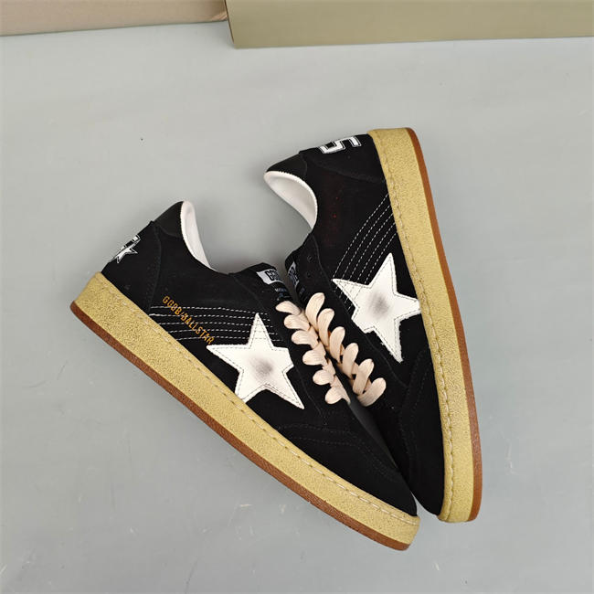 Golden Goose Sneaker
